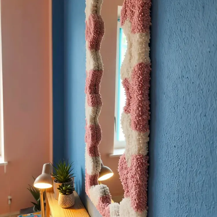 Long Mirror, Ansicht 2